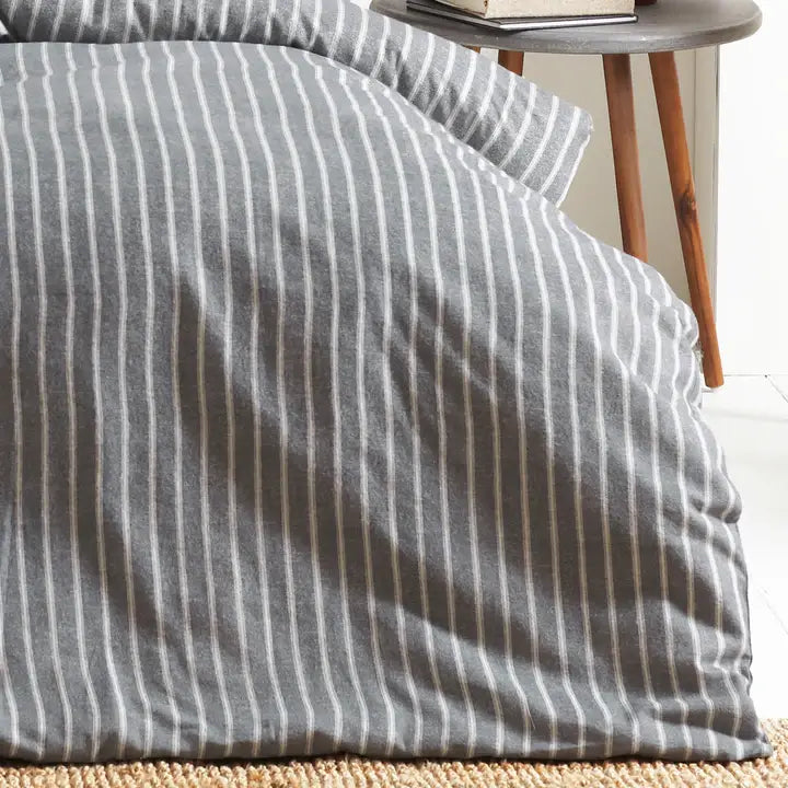 Bedding Kit - Premium (Linen, Duvet & Pillow)