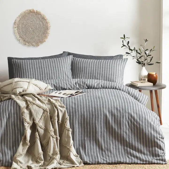Bedding Kit - Premium (Linen, Duvet & Pillow)