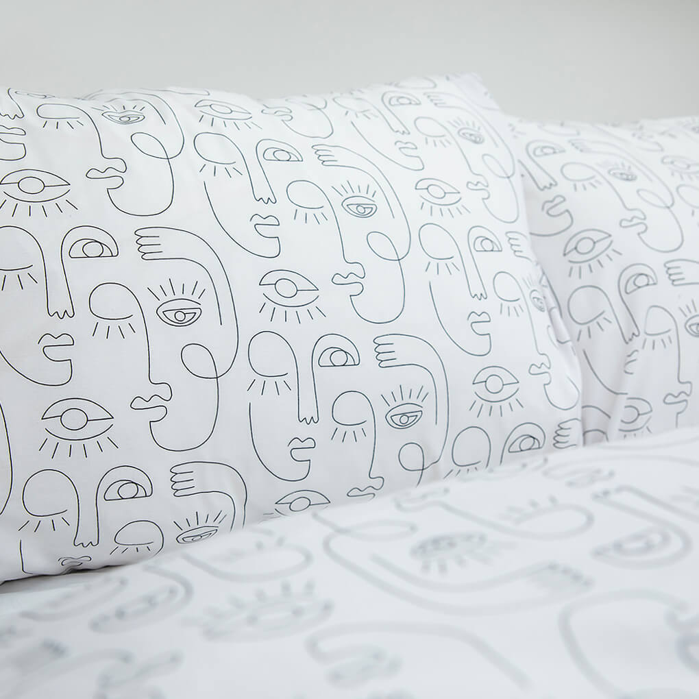 Bedding Kit (Linen, Duvet & Pillow)