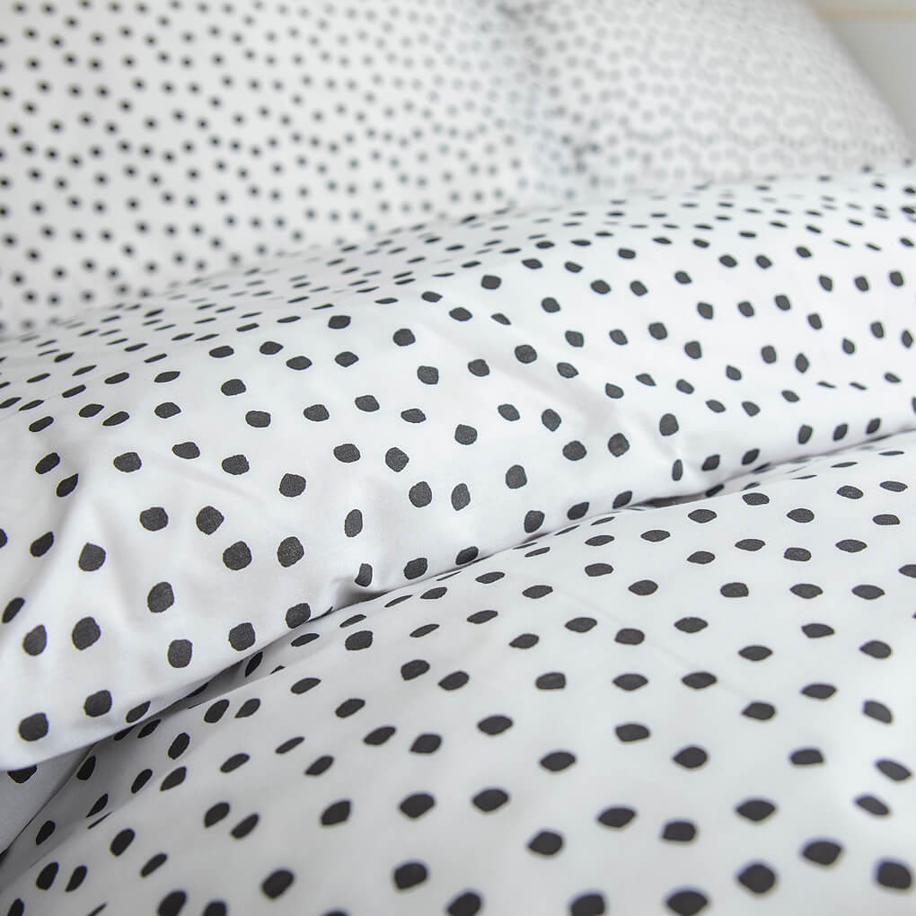 Bedding Kit (Linen, Duvet & Pillow)