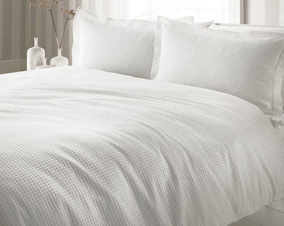 Bedding Kit - Premium (Linen, Duvet & Pillow)